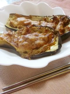ナスとカニカマで 味噌味茄子ボート-レシピのメイン写真