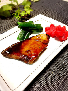 メープルシロップで☆ブリの照り焼き-レシピのメイン写真