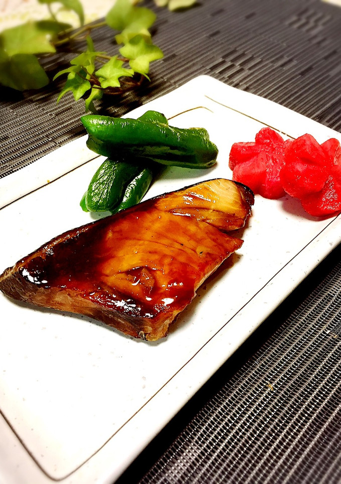 メープルシロップで☆ブリの照り焼き-レシピのメイン写真