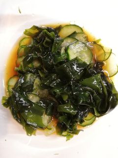 簡単格安♪きゅうりとワカメの酢の物♪-レシピのメイン写真