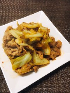 豚コマ肉とキャベツで✤粒マスタード炒め-レシピのメイン写真