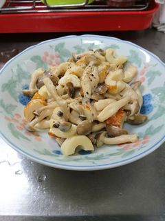 しめじとちくわのマヨ醤油炒め-レシピのメイン写真