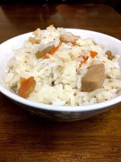 簡単!美味しい♡鶏ごぼうの混ぜごはん。-レシピのメイン写真