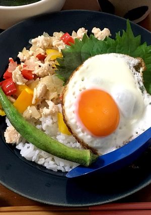 簡単!!鶏ひき肉でガパオライス-レシピのメイン写真