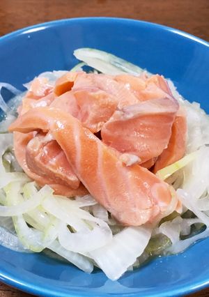 簡単おつまみ☆サーモンのナンプラー漬け-レシピのメイン写真