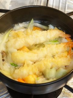 1人鍋で、えびの天ぷらと野菜の煮物-レシピのメイン写真