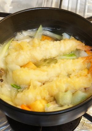 １人鍋で、えびの天ぷらと野菜の煮物-レシピのメイン写真