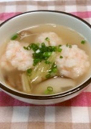桜色エビ団子スープ-レシピのメイン写真