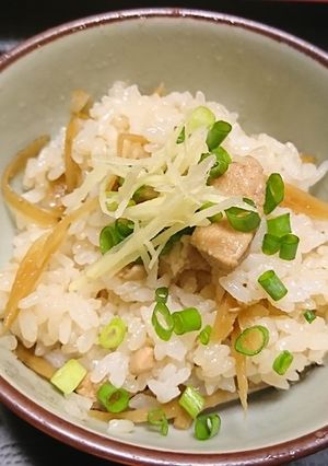生姜風味の鶏ごぼうの混ぜご飯-レシピのメイン写真