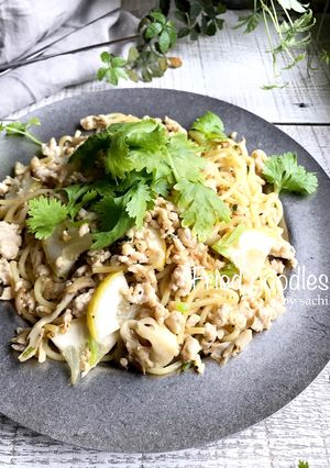 鶏ひき肉のレモンペッパー焼きそば♡-レシピのメイン写真