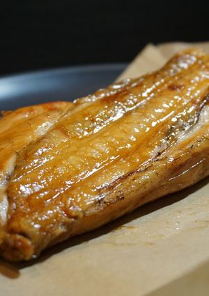 鉄鍋で作る俺のスモークチキン(鶏モモ)-レシピのメイン写真
