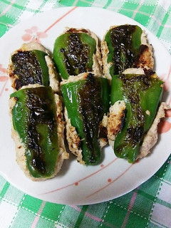 詰めない!乗せるピーマンの肉詰め-レシピのメイン写真