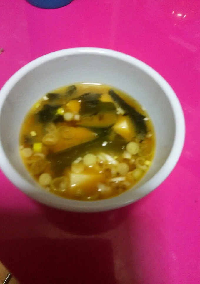 我が家定番☆豆腐とわかめのみそ汁-レシピのメイン写真