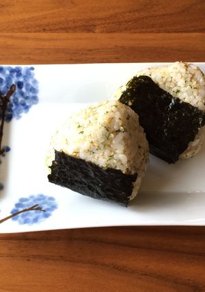 ミネラル補給!美味しいおにぎり-レシピのメイン写真