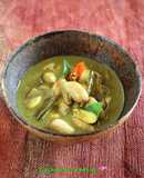 ゆで落花生(またはひよこ豆)のカレー