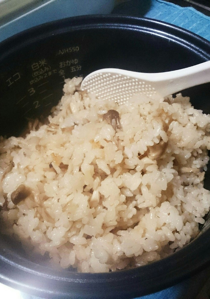 きのこの炊飯器ピラフ-レシピのメイン写真
