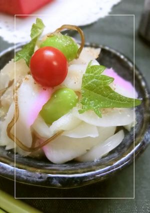 かまぼこ×玉葱の塩昆布胡麻酢和え-レシピのメイン写真