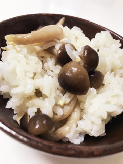 しめじの炊き込みご飯-レシピのメイン写真