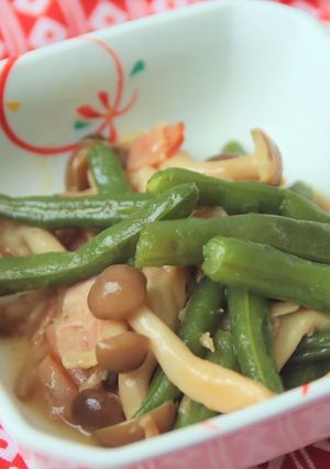 サヤインゲンとしめじの炒め煮-レシピのメイン写真