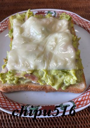 昼食に　卵とアボカドベーコンのトースト-レシピのメイン写真