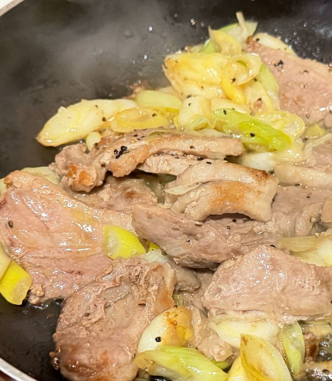 簡単：鴨肉とネギの炒め物-レシピのメイン写真