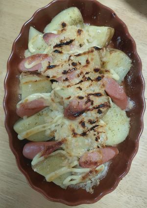 新じゃがいもとウインナーのチーズ焼き-レシピのメイン写真