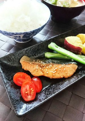 簡単コク旨☆鮭のメープル生姜焼き。-レシピのメイン写真