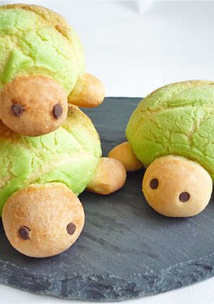 かき氷シロップで手軽に　かめメロンパン-レシピのメイン写真