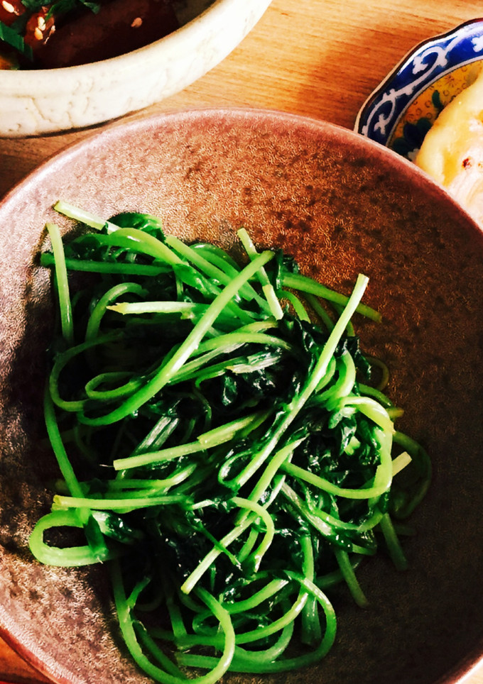 豆苗のオイスター炒め-レシピのメイン写真