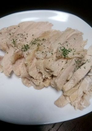 ズボラ簡単！炊飯器で鶏ハム-レシピのメイン写真