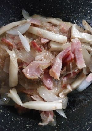 レトルトソース活用で時短~春雨の炒め物~-レシピのメイン写真