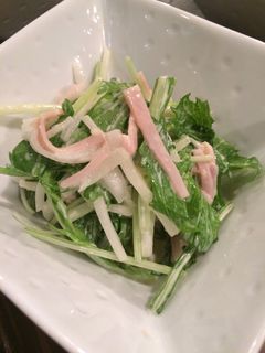簡単すぎる♡水菜大根ハムサラダ-レシピのメイン写真