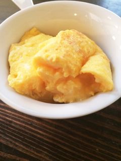 裏技で簡単♡ふわとろチーズオムレツ-レシピのメイン写真