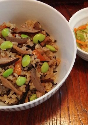 ひじき・高野豆腐・枝豆の炊き込みご飯☆-レシピのメイン写真