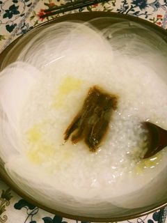 猿も作れる アンチョビ粥 +オリーブ油-レシピのメイン写真