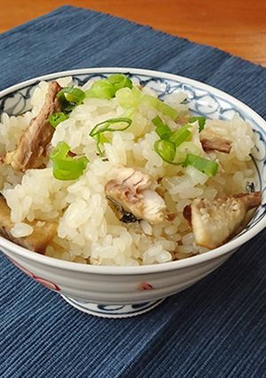 食がすすむ♪秋のさんまご飯-レシピのメイン写真