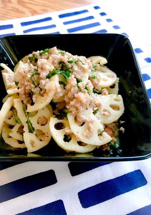 レンコンの梅しそ味噌そぼろ炒め-レシピのメイン写真