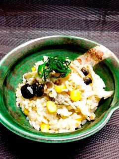 秋鮭とトウモロコシ、きのこの炊き込みご飯-レシピのメイン写真