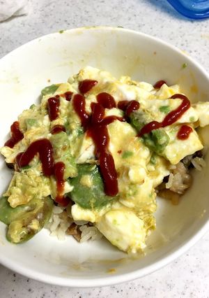 豆腐 アボカドでクリーミー卵丼-レシピのメイン写真