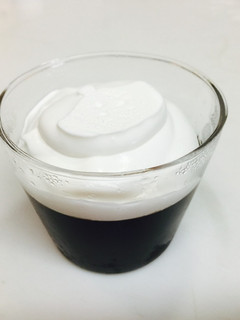 コーヒー蜂蜜入りゼリー生クリームのせ✨-レシピのメイン写真