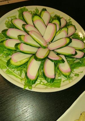 切って並べてフラワーサラダ-レシピのメイン写真