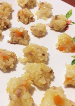 カレー味のおにぎり 一歳 掴み食べ☆-レシピのメイン写真