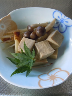 高野豆腐とごぼうの煮物 メイプル風味♪-レシピのメイン写真
