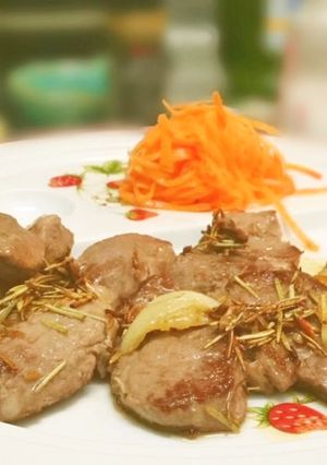 ラム肉をクミンとローズマリーで焼いたやつ-レシピのメイン写真