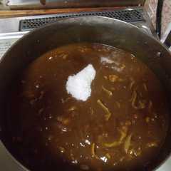 市販ルーの旨さを引き出すカレー-レシピのメイン写真