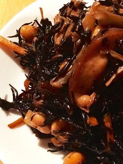 おばあちゃん直伝*ひじきの煮物*-レシピのメイン写真