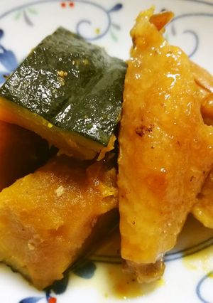 かぼちゃと鶏手羽中の煮物-レシピのメイン写真