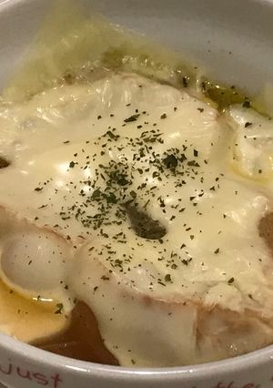 レンチン玉ねぎで、オニオングラタンスープ-レシピのメイン写真