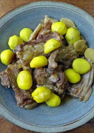 ソーキ（豚軟骨）と栗の煮物-レシピのメイン写真