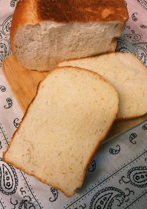 残りご飯をHBに入れて☆モチッと食パン☆-レシピのメイン写真